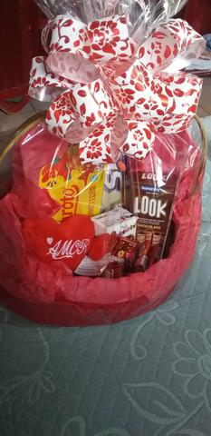 Cesta de chocolates 90,00
