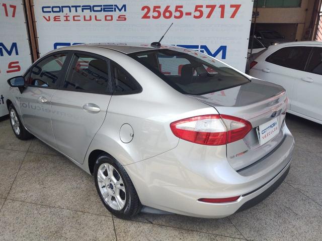 Fiesta Sedan 1.6 Automático 2014 / 2015 - Foto 7