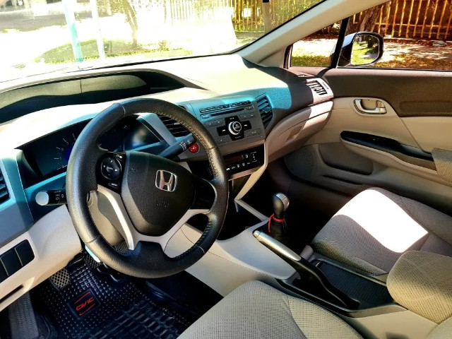 Civic LXS 1.8 2015 Completo !!!! Documentação em Dia - Foto 5
