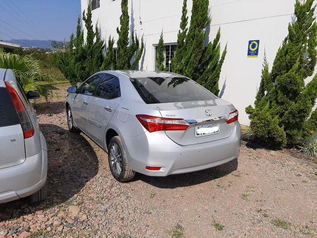 Toyota Corolla GLI 2017 1.8 Automático Completo - Foto 10
