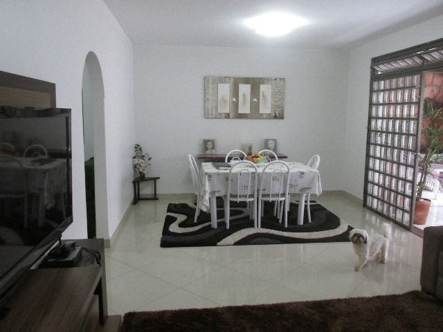Agio Sobrado no Centro (tem 2 Apart de 3q parte de cima) aceita Chacara - Foto 5