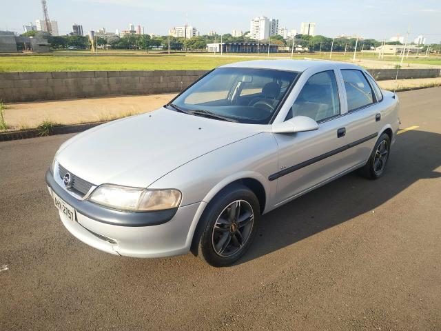 Vectra GLS Completo 1998 Ar digital - Foto 2