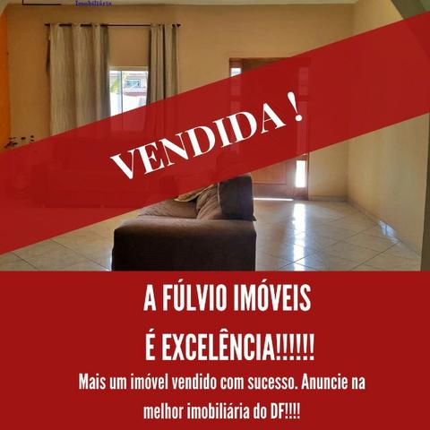Ótima casa, toda na laje, 03 quartos! Lote de 500m² na Colônia Agrícola Samambaia