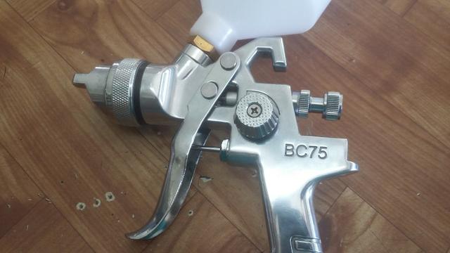 Pistola pintura steula bico 1.4mm R$180,00 a vista novo sem uso - Foto 3