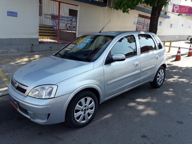 GM-Corsa Hatch 09 Premium 1.4 Flex, Troco e Financio