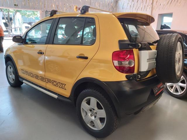 Vw - Volkswagen Crossfox 1.6 Completo - Foto 5