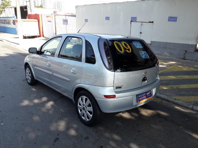 GM-Corsa Hatch 09 Premium 1.4 Flex, Troco e Financio - Foto 3