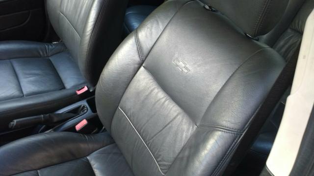 Astra 2.0 Advantage 86.000 kms - Foto 13