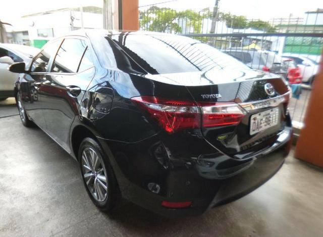 Corolla xei 2.0 16v flex automático 2014/2015 preto - Foto 8