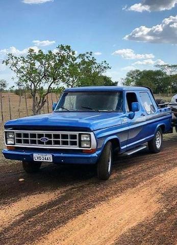 F 1000 - Foto 3