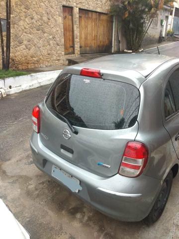 Nissan March 1.0, flex, completo, 2012/2013