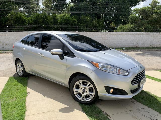 (Oportunidade) New fiesta 1.6 com (kit gás G5)