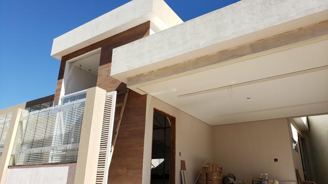 Casa Nova 3suites churrasqueira rua 5 Vicente Pires condomínio fechado - Foto 3
