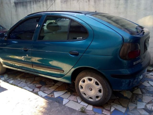 Renault Megane Hatch 99 - Foto 3