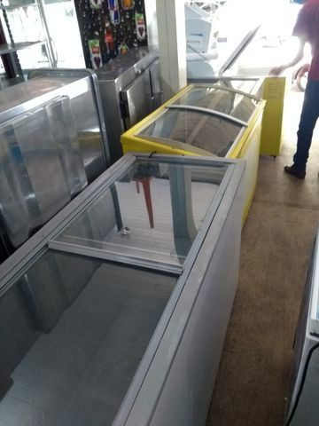 Freezer tampa vidro
