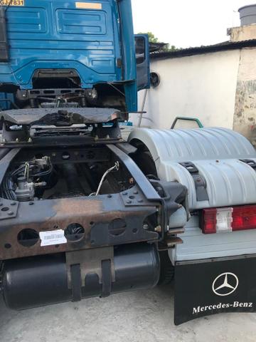 Vendo caminhões Mercedes versãos 2035 e outro iveco versão 380 truque - Foto 17
