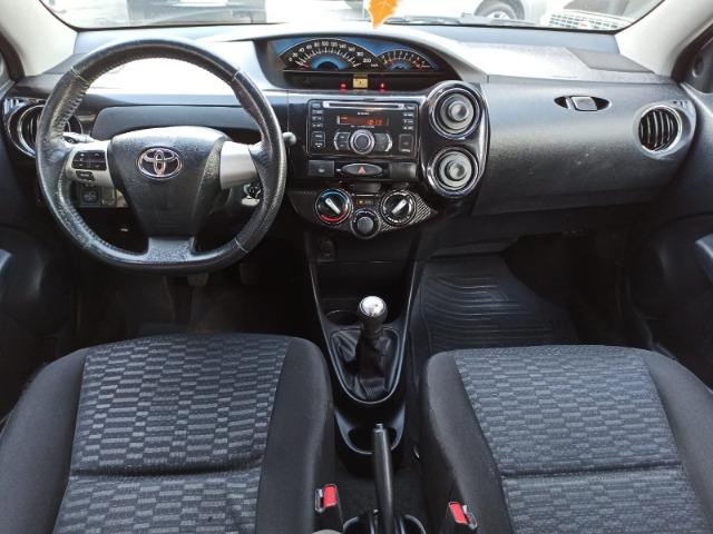 Toyota Etios Hatch Etios XLS platinum 1.5 (Flex) 2014 - Foto 14