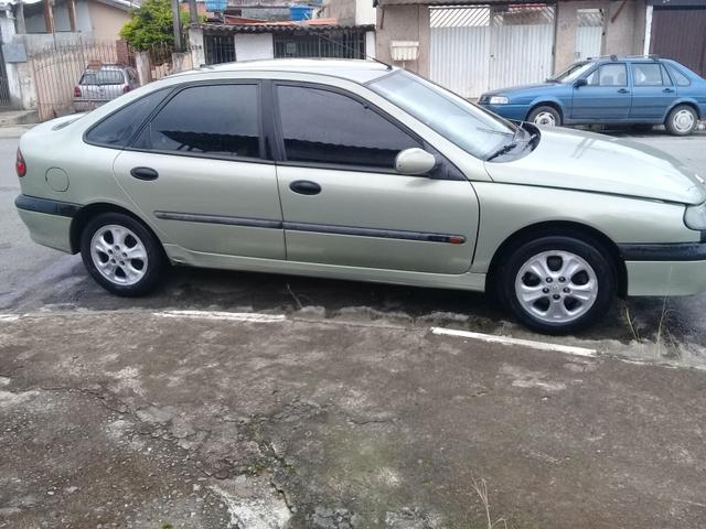 Vende se um carro - Foto 2