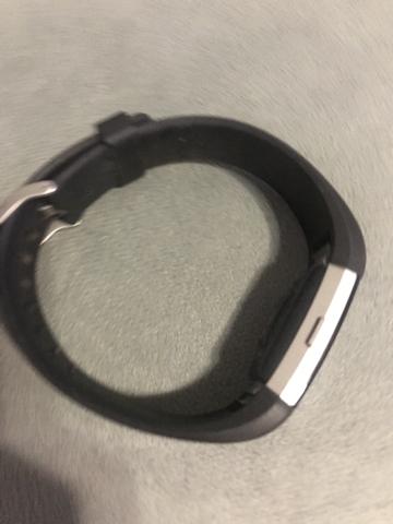 Relógio Fitbit (quebrado)