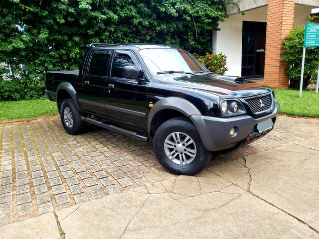 L200 Outdoor Diesel 4x4 - Foto 2