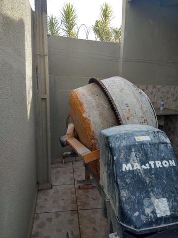 Vendo bitorneira com poucos dias de uso completa por 1.200. 400 litro - Foto 6