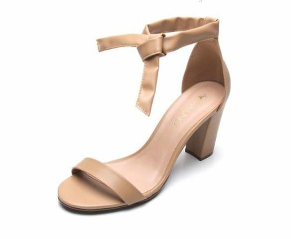 Sapatos originais no atacado