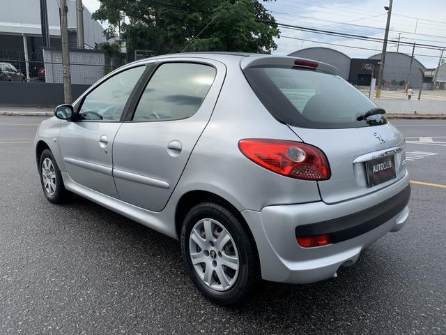 Peugeot 207 Completo 1.4 Flex 2011 impecável - Foto 6