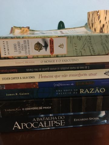 9 livros diversos