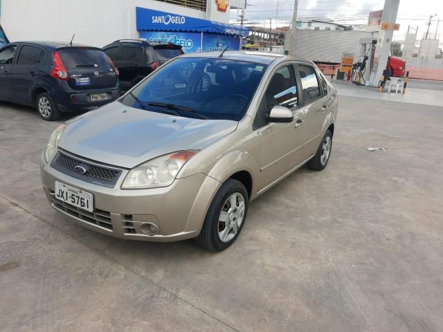 Fiesta sedan 1.6 completo