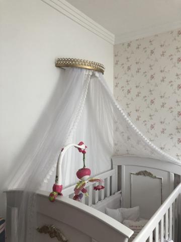 Vendo berço vira cama com dossel e colchão - Foto 3