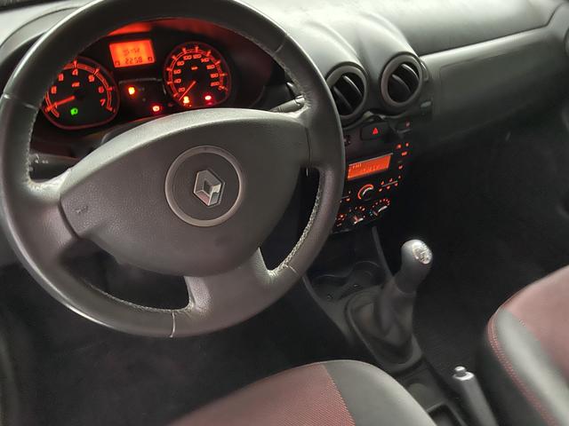 SANDERO STEP WAY 1.6 manual km 45 rodado - Foto 14