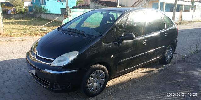 Vendo ou Troco Picasso Ano 2009 Motor 1.6 Com GNV - Foto 2