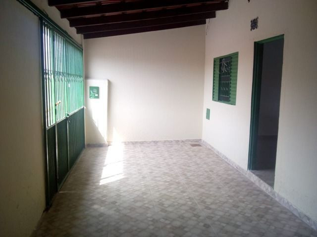 Aluga-se Ótima casa sozinha no lote em Samambaia Norte - QR 206 - Foto 5