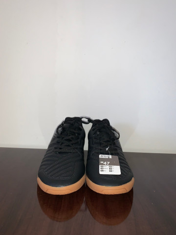 tenis futsal tamanho 45