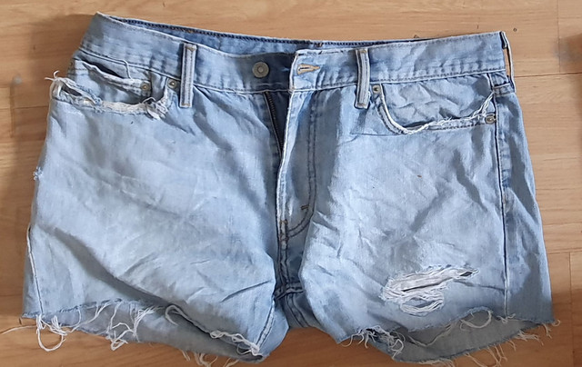 short jeans levis