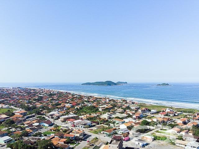 Abaixou preço oportunidade investimento- aceita carro, Casa no centro de Barra do Sul -!