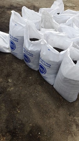 Sacos de Ráfia _ Entulhos/Terra