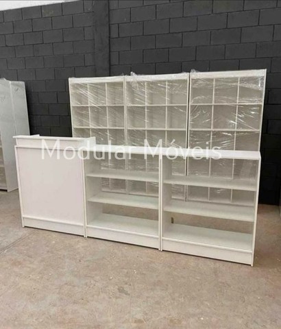 Colmeias + Balcão Caixa + 2 Balcões Vitrine