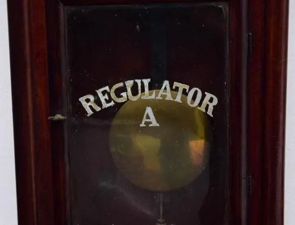 antigo relógio oitavado ansônia regulator, com calendário - Foto 4