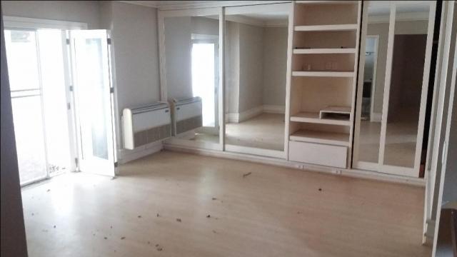 Casa com/res** 440m2 privativos, 01 quadra de distância do rio. - Foto 10