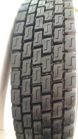 Pneu 295/80/22,5 novo fone - Foto 3