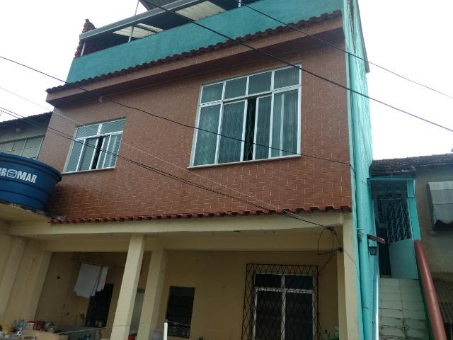 Casa tipo apto, de frente, próximo a ao largo da cinco bocas em Olaria