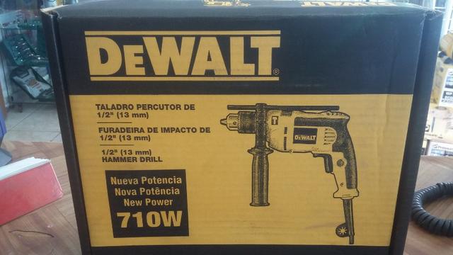 Furadeira dewat 710w R$250,00 a vista novo sem uso com garantia - Foto 4