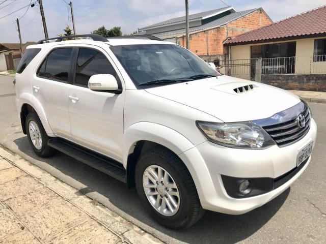 Toyota Hilux - Foto 2