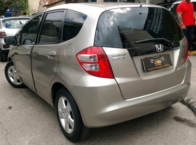 Honda fit 25900 entrada 8mil parcelas de 449 entrada 6mil parcelas de 669 - Foto 8