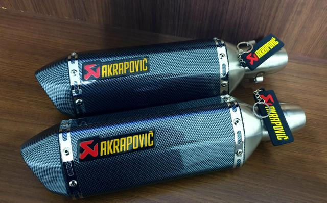 Escape Akrapovic + Brinde