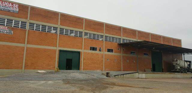 Locação barracão 982 m2 costeira são José dos pinhais pr