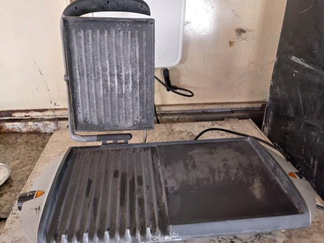 Chapa + Grill eletrica Geoge Foreman - Foto 4