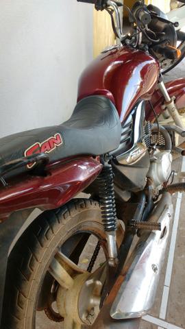 Vendo moto fan 150