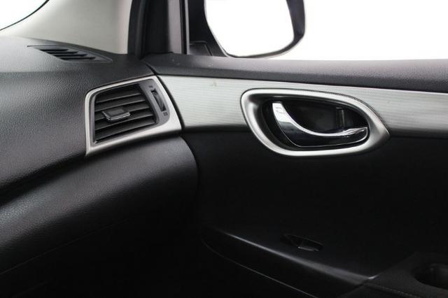 Nissan Sentra S 2.0 Flex Manual - 2015 - Foto 16